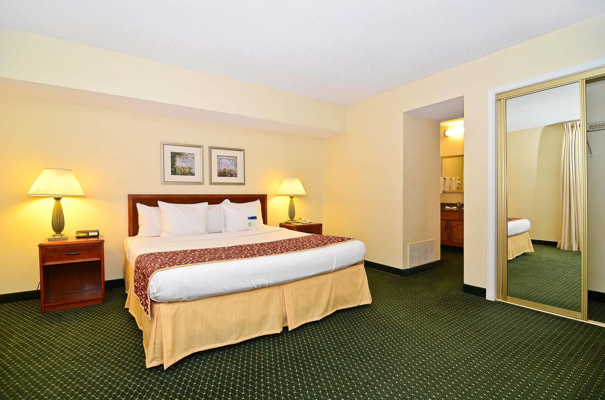 Extended Studio Hotel Jackson Room photo